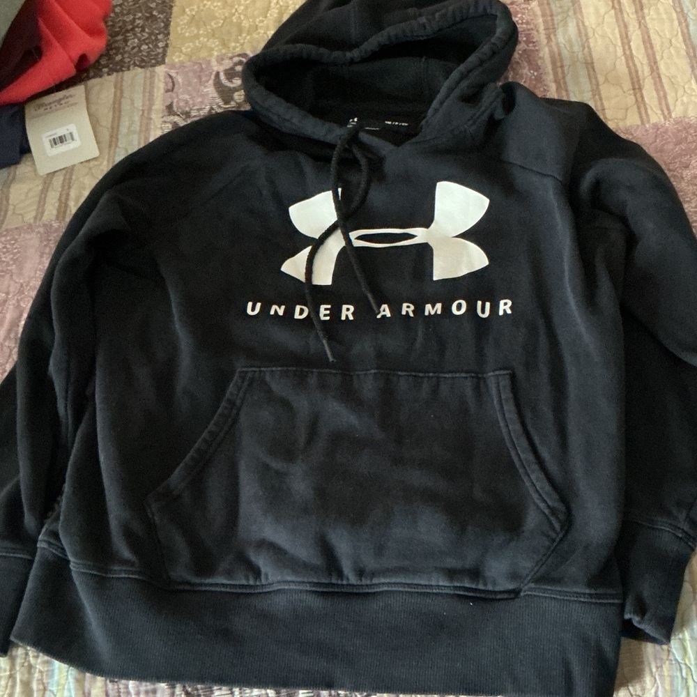 Under Armour Midnight Black Pullover